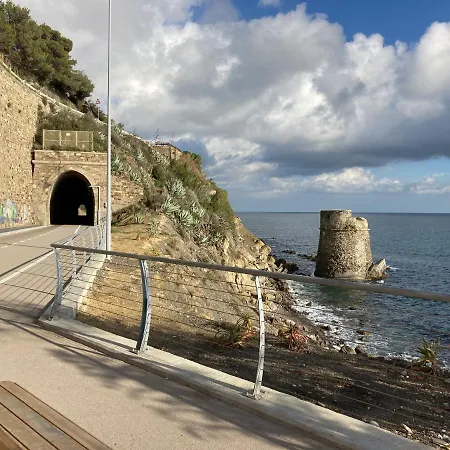 Casa Rosa * Cipressa